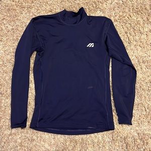 Mizuno navy dry fit long sleeve. Size small
